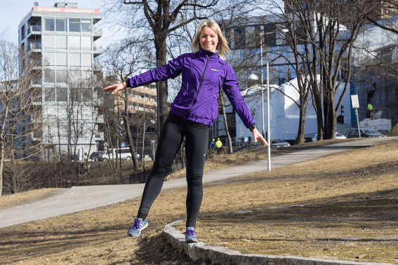 Balanseøvelse - tren utendørs - klinisk ernæringsfysiolog Anne Marie Skjølsvik